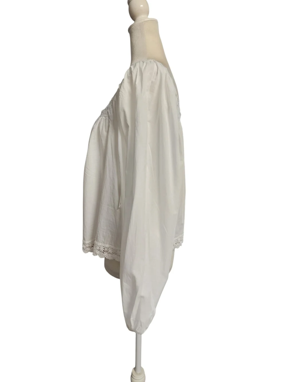 Old Navy White Lace-Trim Square Neck Blouse Size Medium